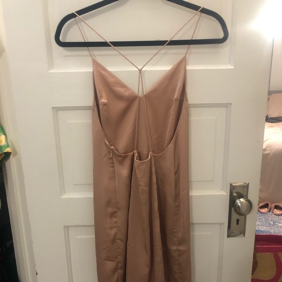 Gorgeous blush pink midi dress - size small - Picture 3 of 10